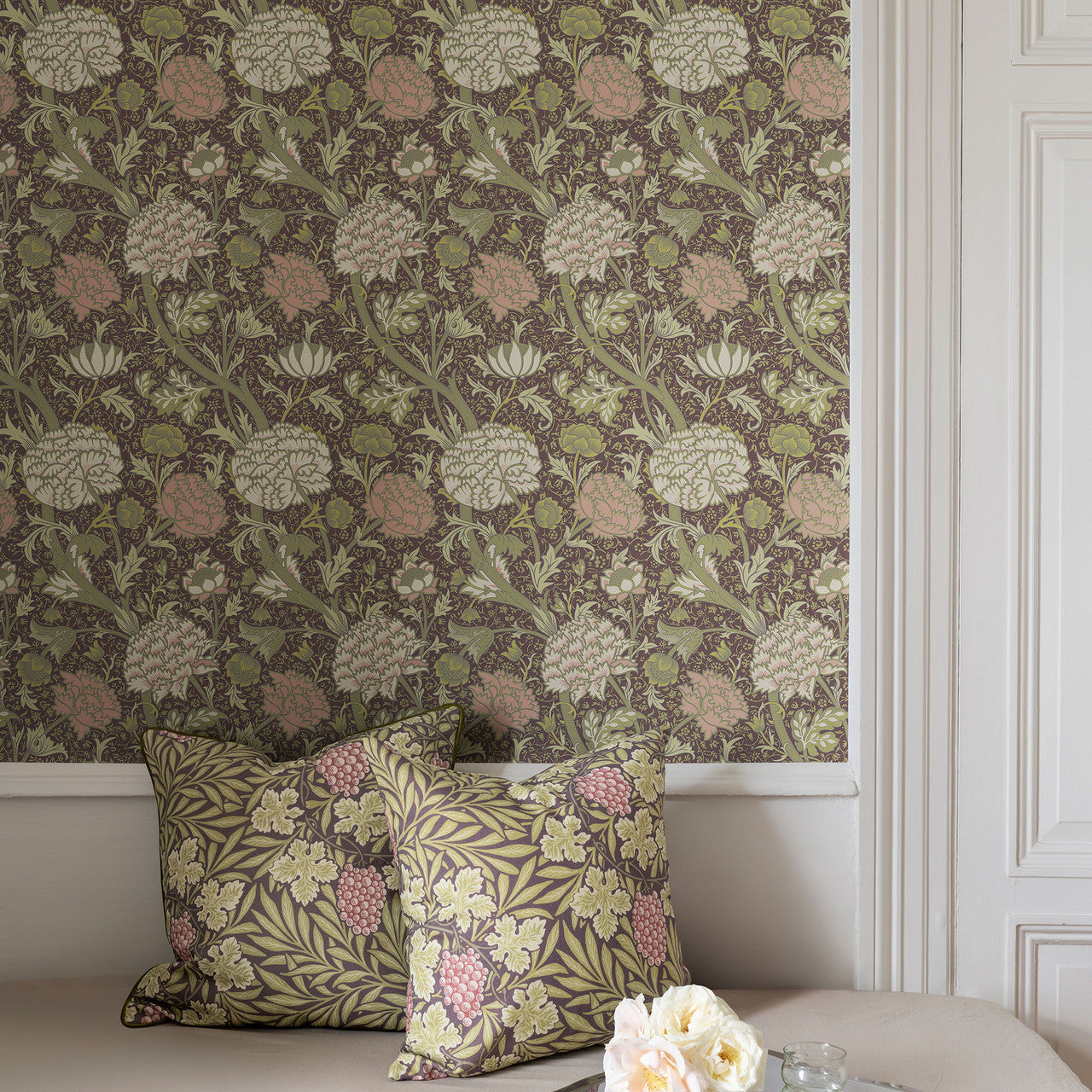 82036 Cray Hidden Treasures Green Pink Wallpaper By Galerie
