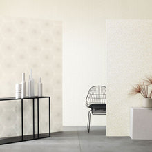SWHT82040124 Eclat So White 4 Wallpaper by Casadeco