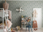 832-38 Garden Green Emilie Trädgården Wallpaper by Sandberg