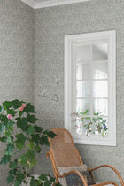 835-48 Garden Green Emil Trädgården Wallpaper by Sandberg
