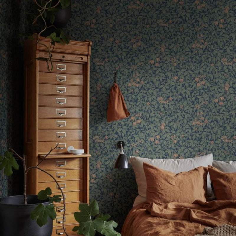 838-76 Linnea Kolonin Midnight Blue Wallpaper By Sandberg