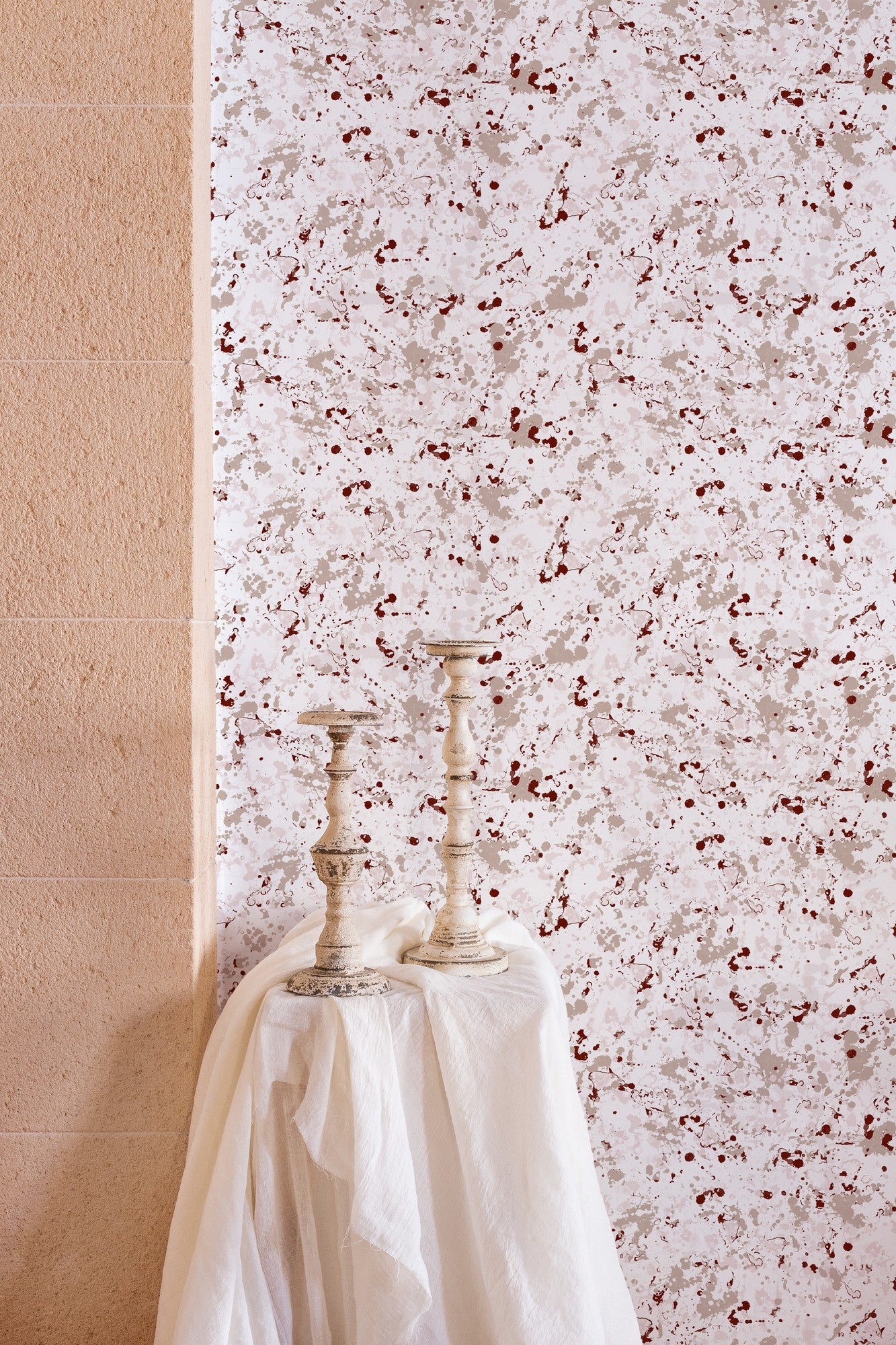 8400082 Salines Wine Mallorca Wallpaper by Coordonné