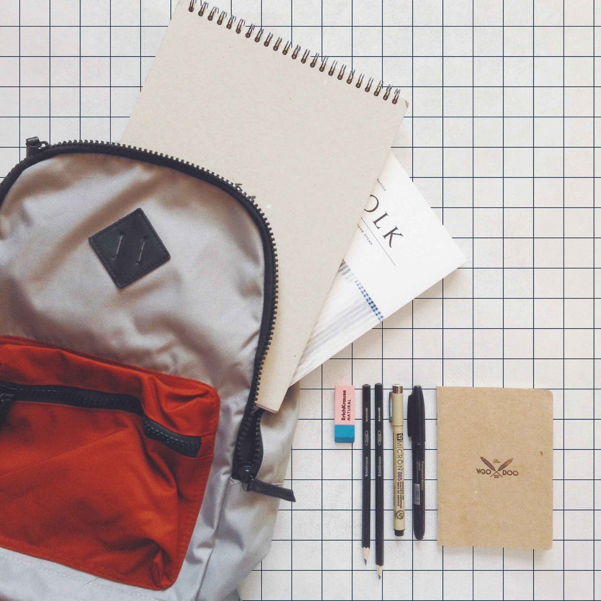 8500010 Notebook Navy Instant Wallpaper by Coordonné