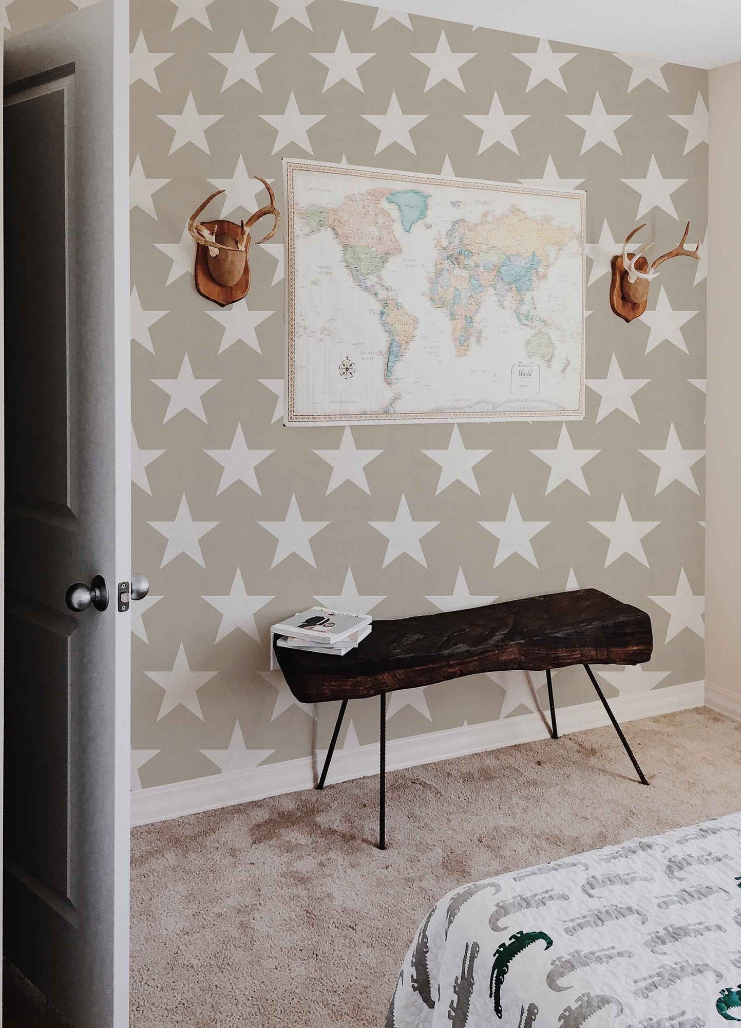 8500072 Hollywood Beige Instant Wallpaper by Coordonné