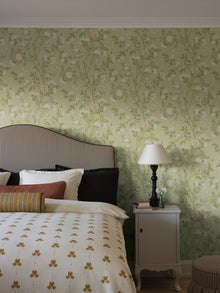 Sophia Magdalena Green Herrgård Wallpaper by Boråstapeter