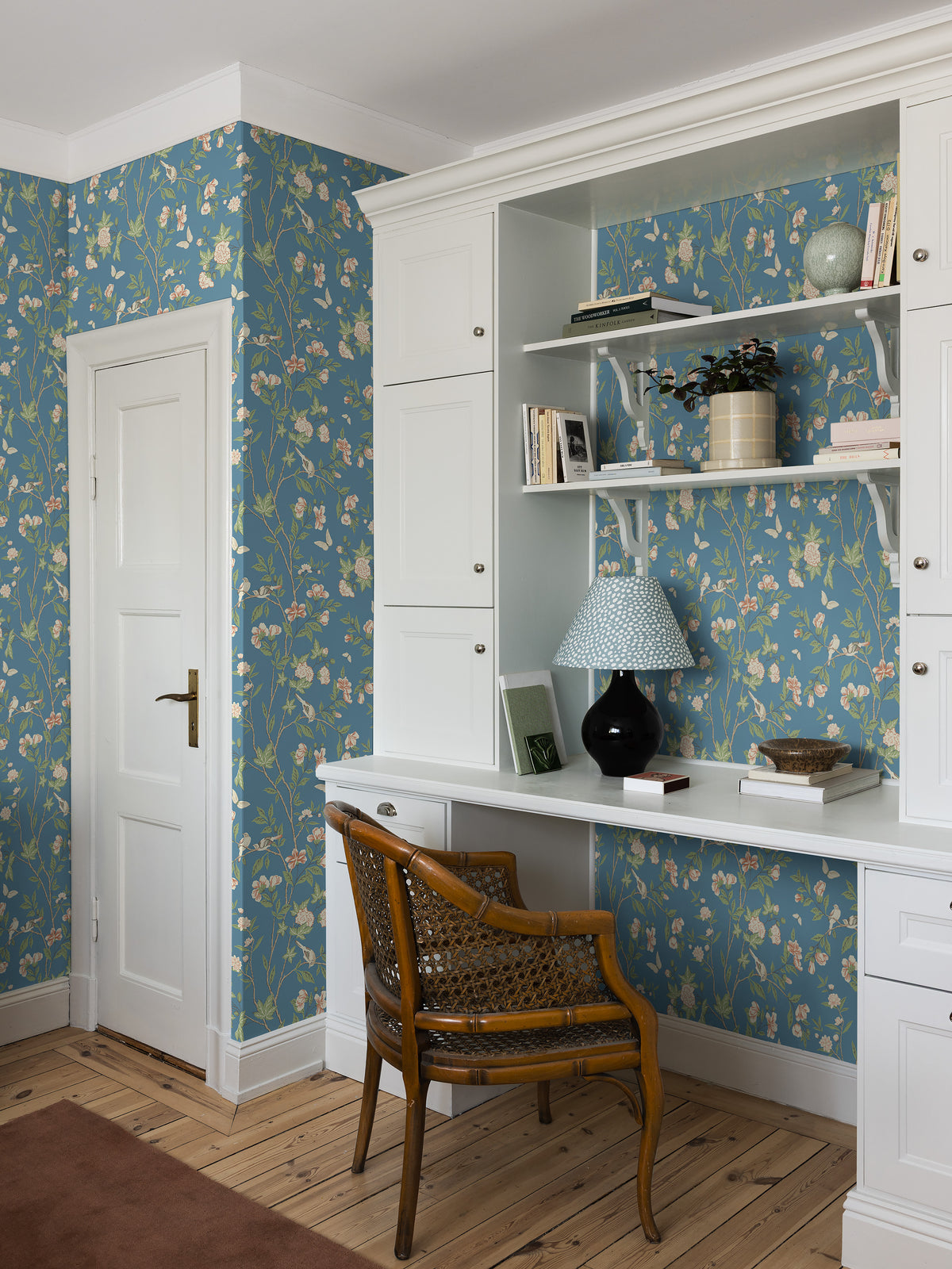 Sophia Magdalena Blue Herrgård Wallpaper by Boråstapeter