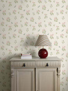 Luktärt Multi Herrgård Wallpaper by Boråstapeter