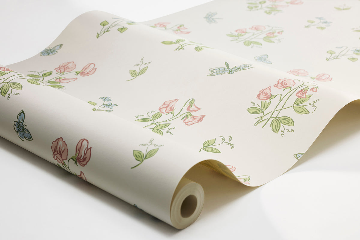 Luktärt Multi Herrgård Wallpaper by Boråstapeter
