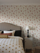 Luktärt Red Herrgård Wallpaper by Boråstapeter