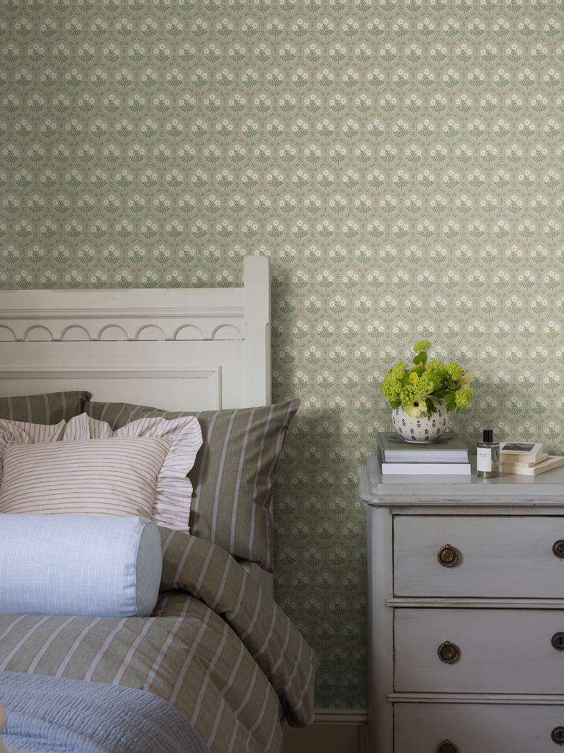 Cecilia Green Herrgård Wallpaper by Boråstapeter