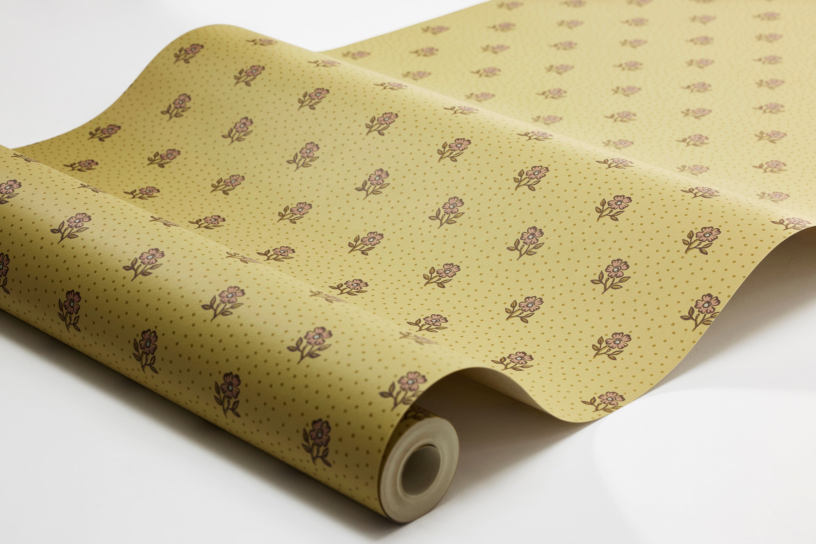 Désirée Yellow Herrgård Wallpaper by Boråstapeter
