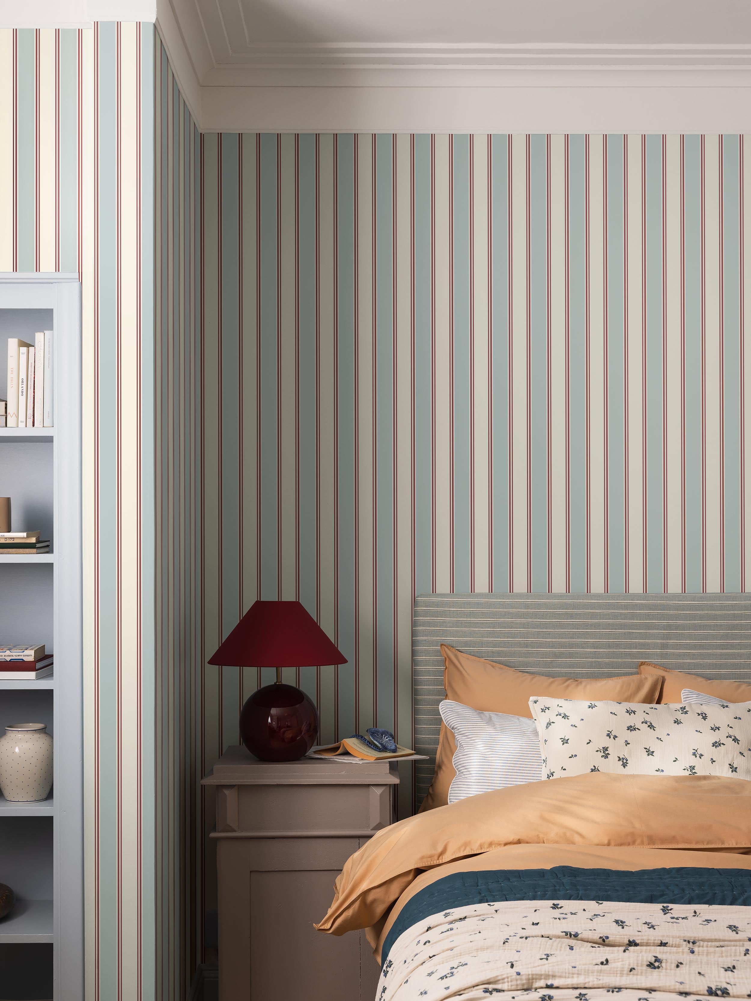 Eleonora Blue Herrgård Wallpaper by Boråstapeter