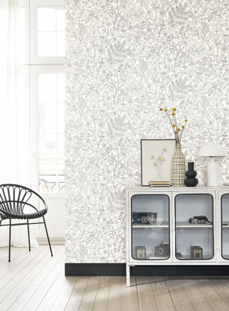 Esquisse Noir  Gravure Gardens Wallpaper by Casadeco