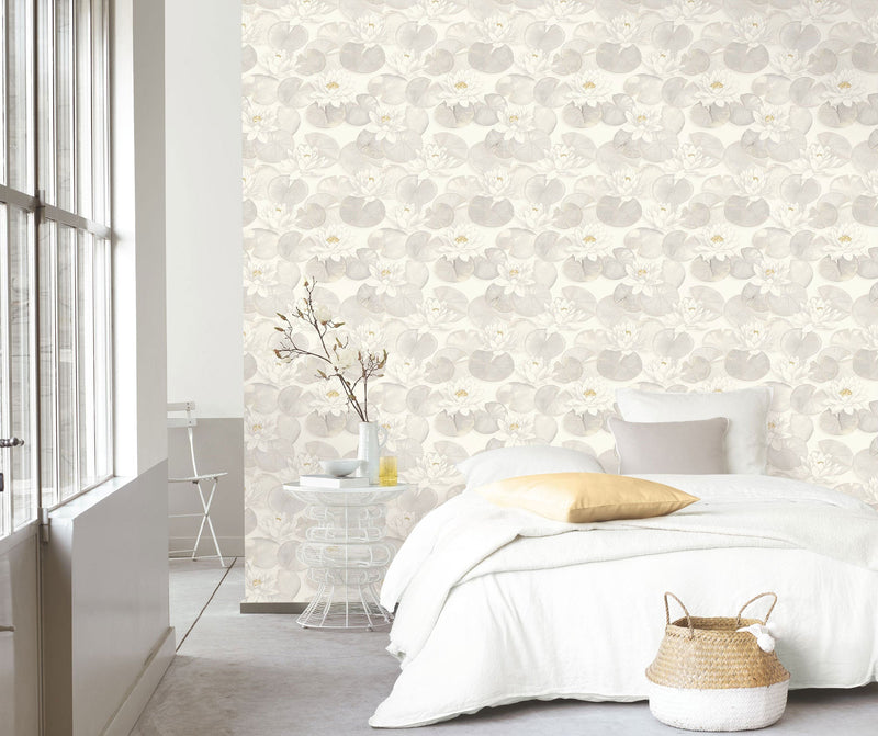 Nymphea Blanc Coton Gardens Wallpaper by Casadeco