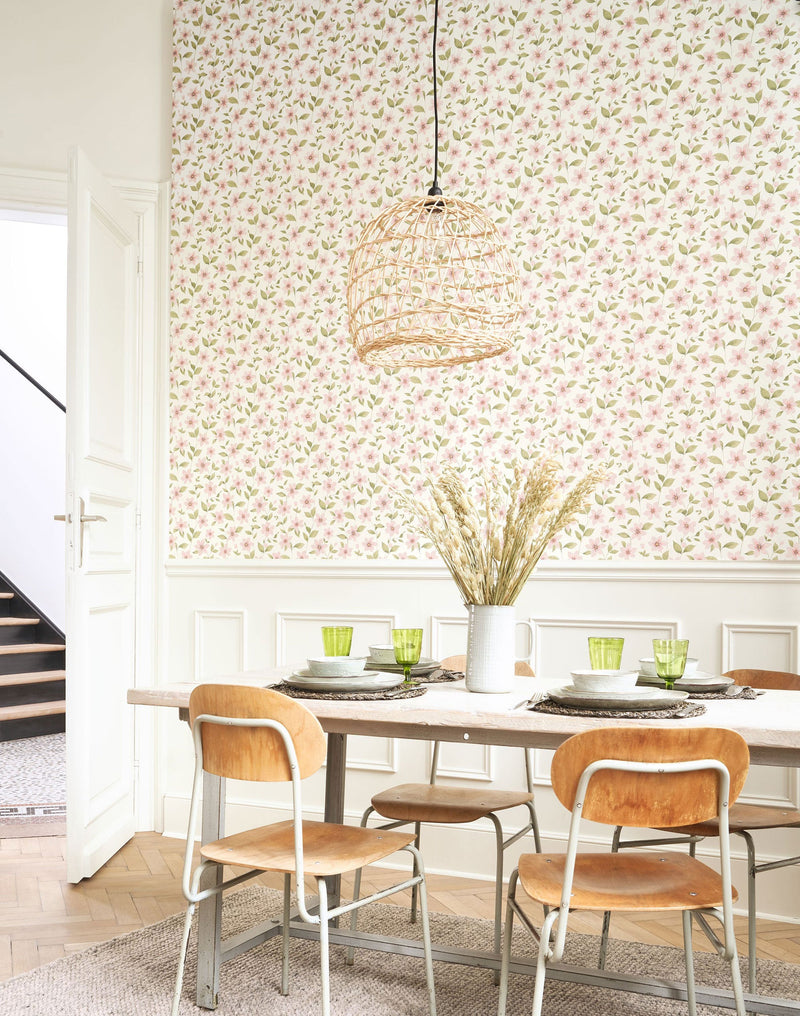 Clematites Rose Anglais Gardens Wallpaper by Casadeco