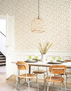 Clematites Rose Anglais Gardens Wallpaper by Casadeco