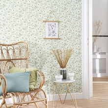 GADN87646120 Clematites Gardens Wallpaper by Casadeco