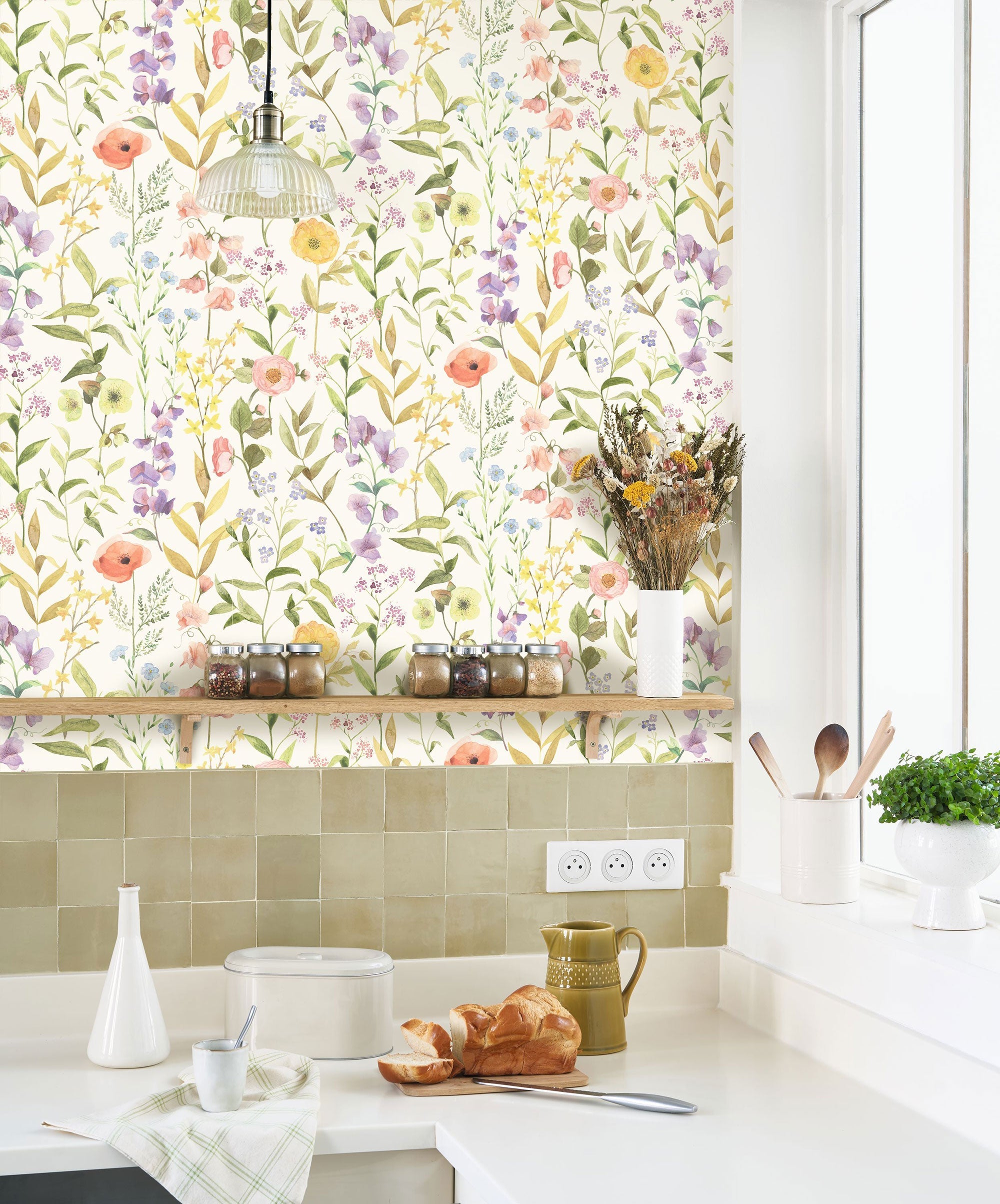 Fleurs Des Champs Bouquet Le Beau Jardin Wallpaper by Casadeco
