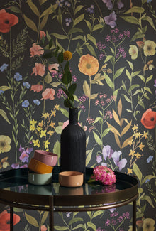 Fleurs Des Champs Noir Fusain Gardens Wallpaper by Casadeco