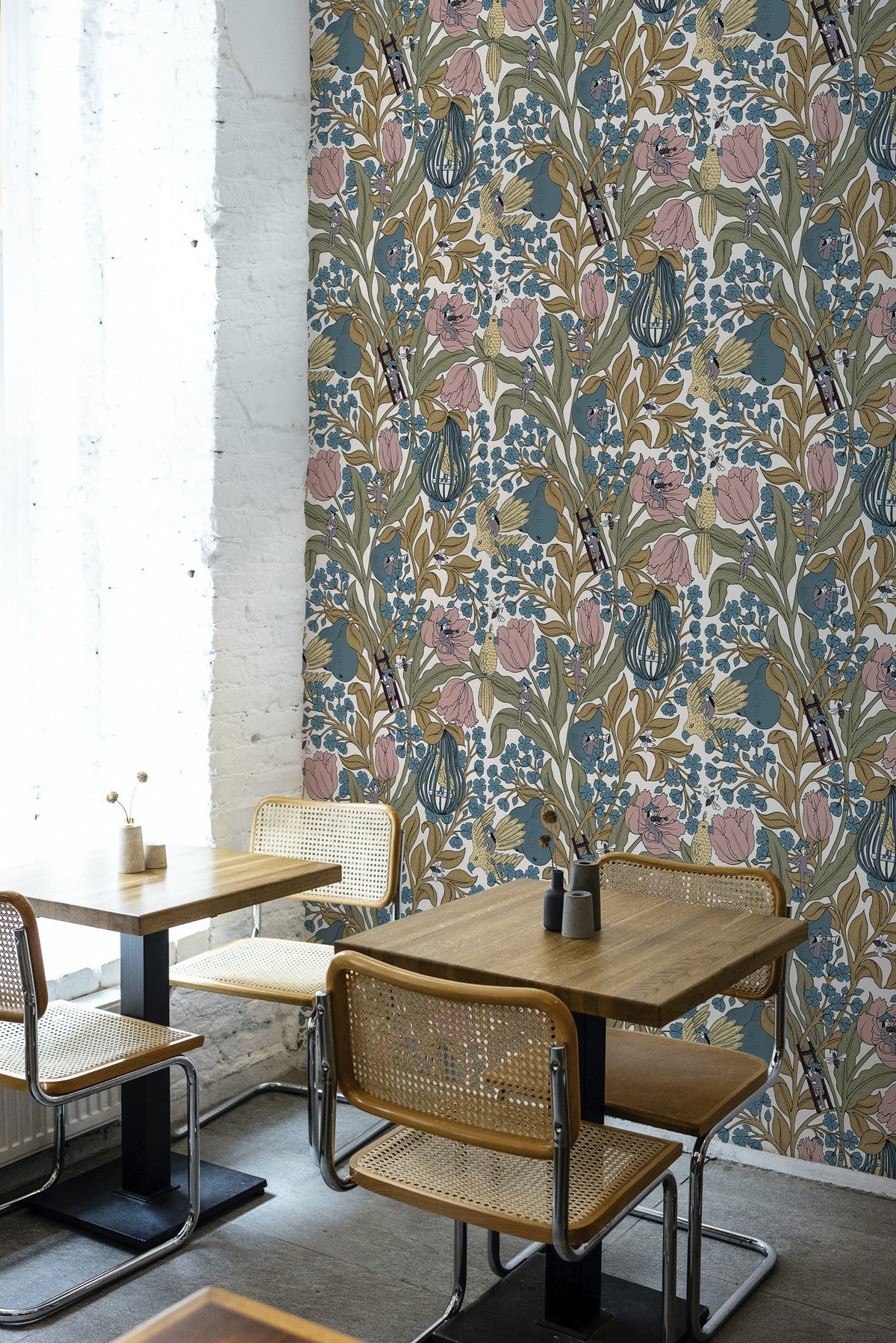 8800018 Neo-belle-epoque Pink Metamorphosis Wallpaper by Coordonné