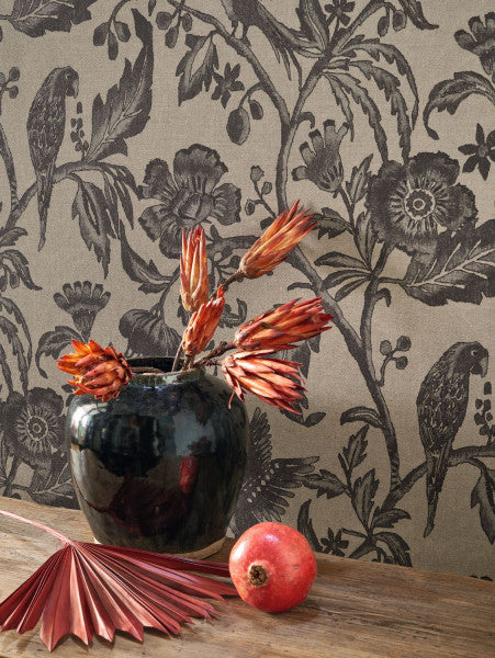 BALI88169700 Etourneau Bali Noir reglisse Wallpaper by Casadeco