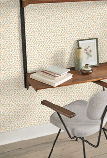 FLOM89251323 Darwin Tulip Flower Market Wallpaper by Casadeco