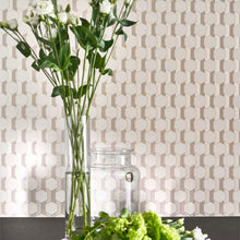 DERB89309016 Hamilton Derby Wallpaper by Casadeco