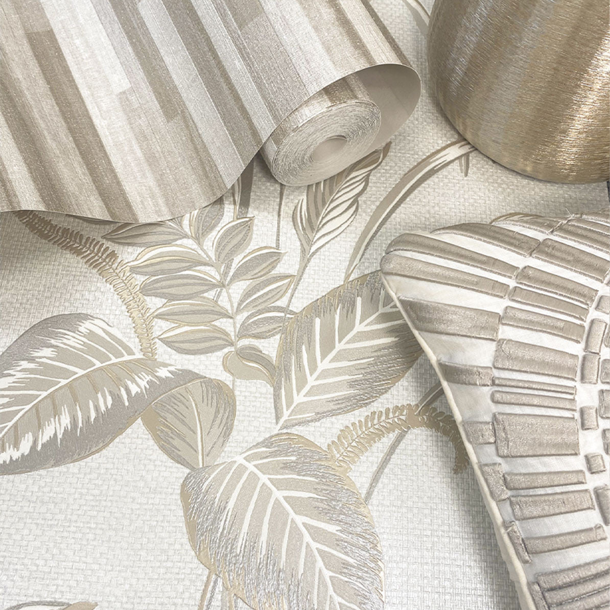 GB 9011 Palma Leaf White and Champange Wallpaper By Belgravia Zambaiti Parati