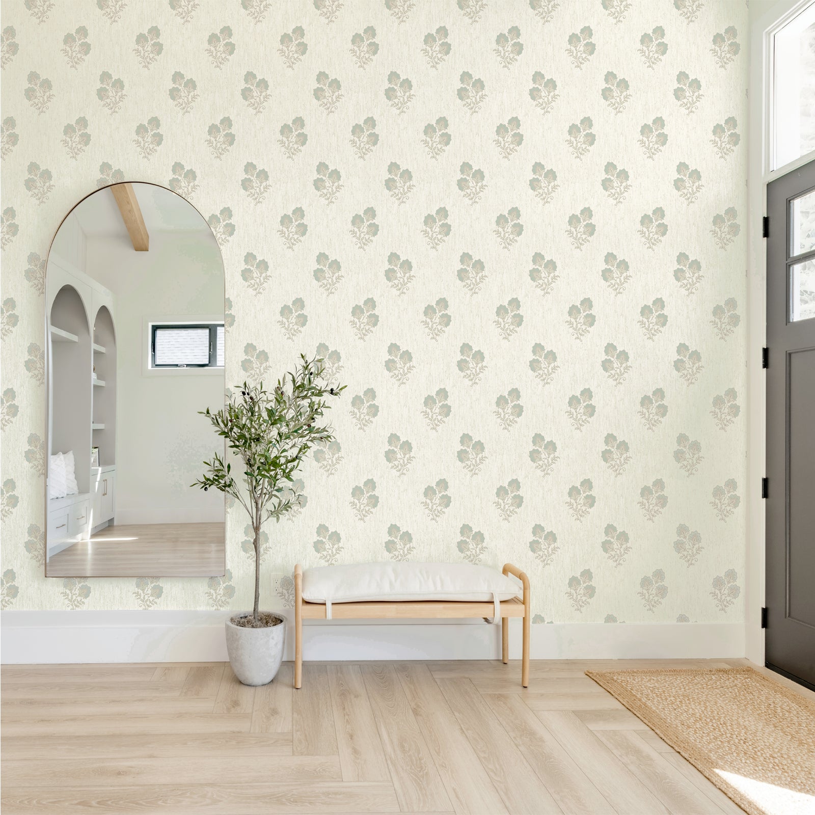 9030 Carlotta Motif wallpaper by Belgravia