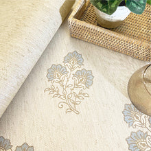 9031 Carlotta Motif wallpaper by Belgravia