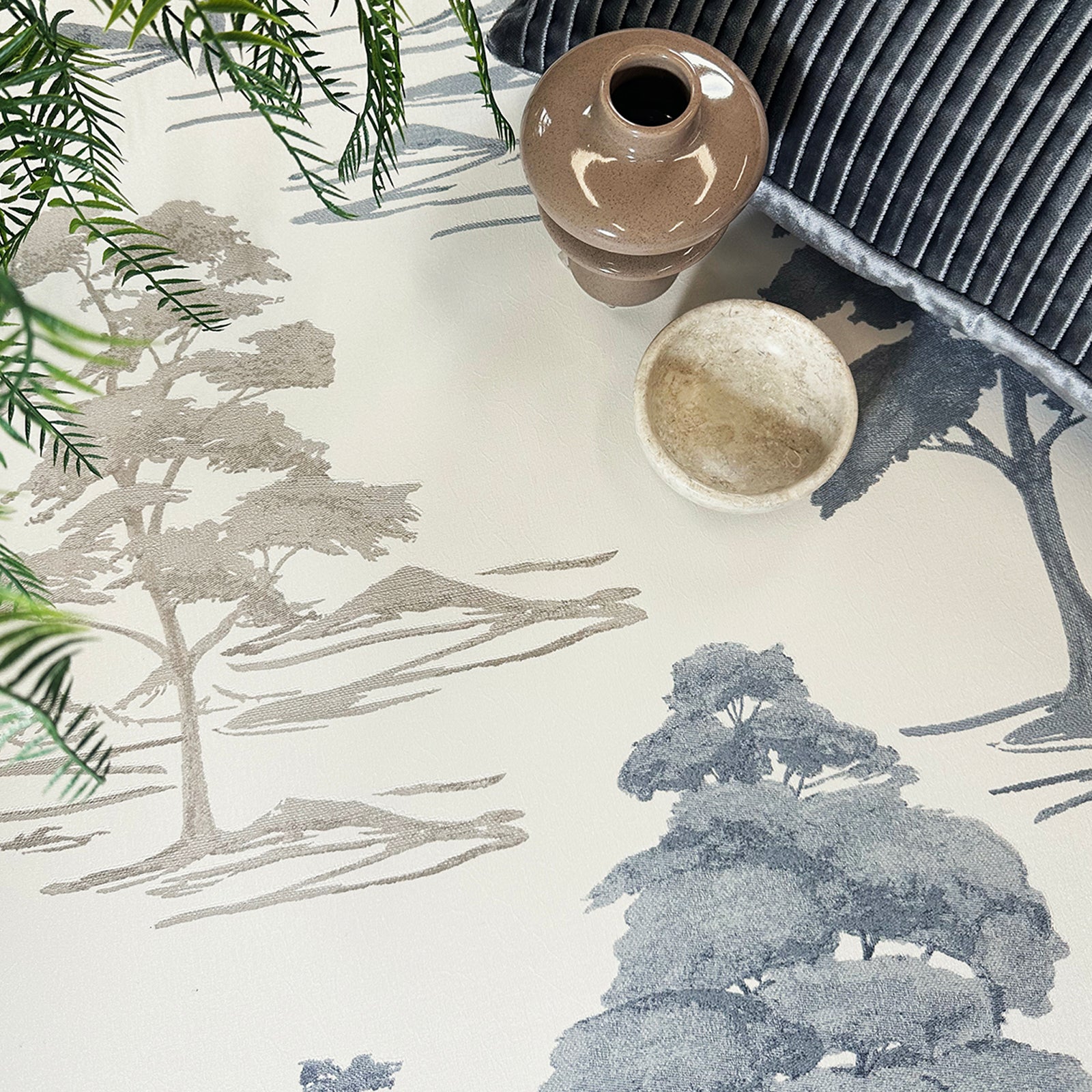 9036 Carlotta Tree wallpaper by Belgravia