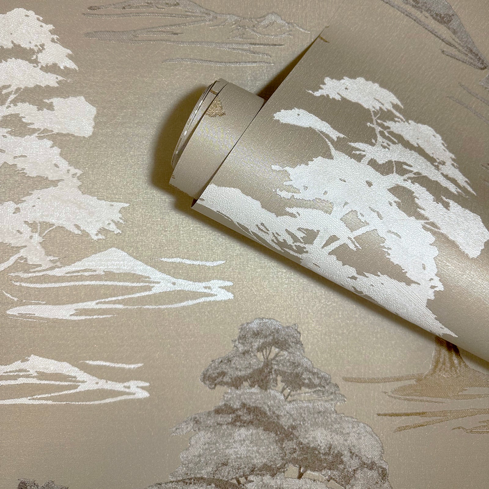 9038 Carlotta Tree wallpaper by Belgravia