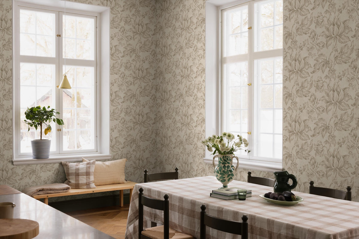 9156 Archive Flower Warm White Flowers Wallpaper by Boråstapeter - Roomshot