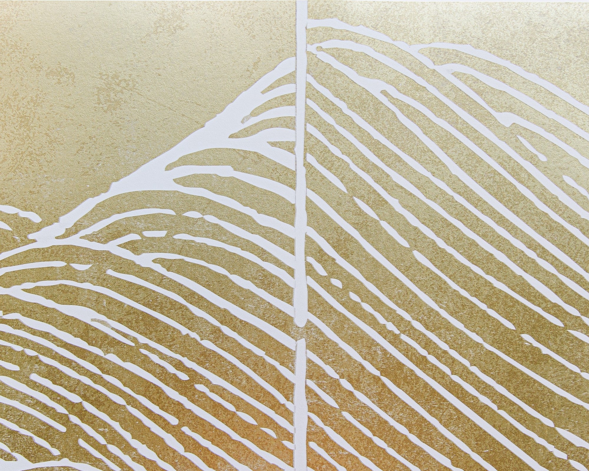 9600500 Waves Extra Gold Random Metallics Mural by Coordonné