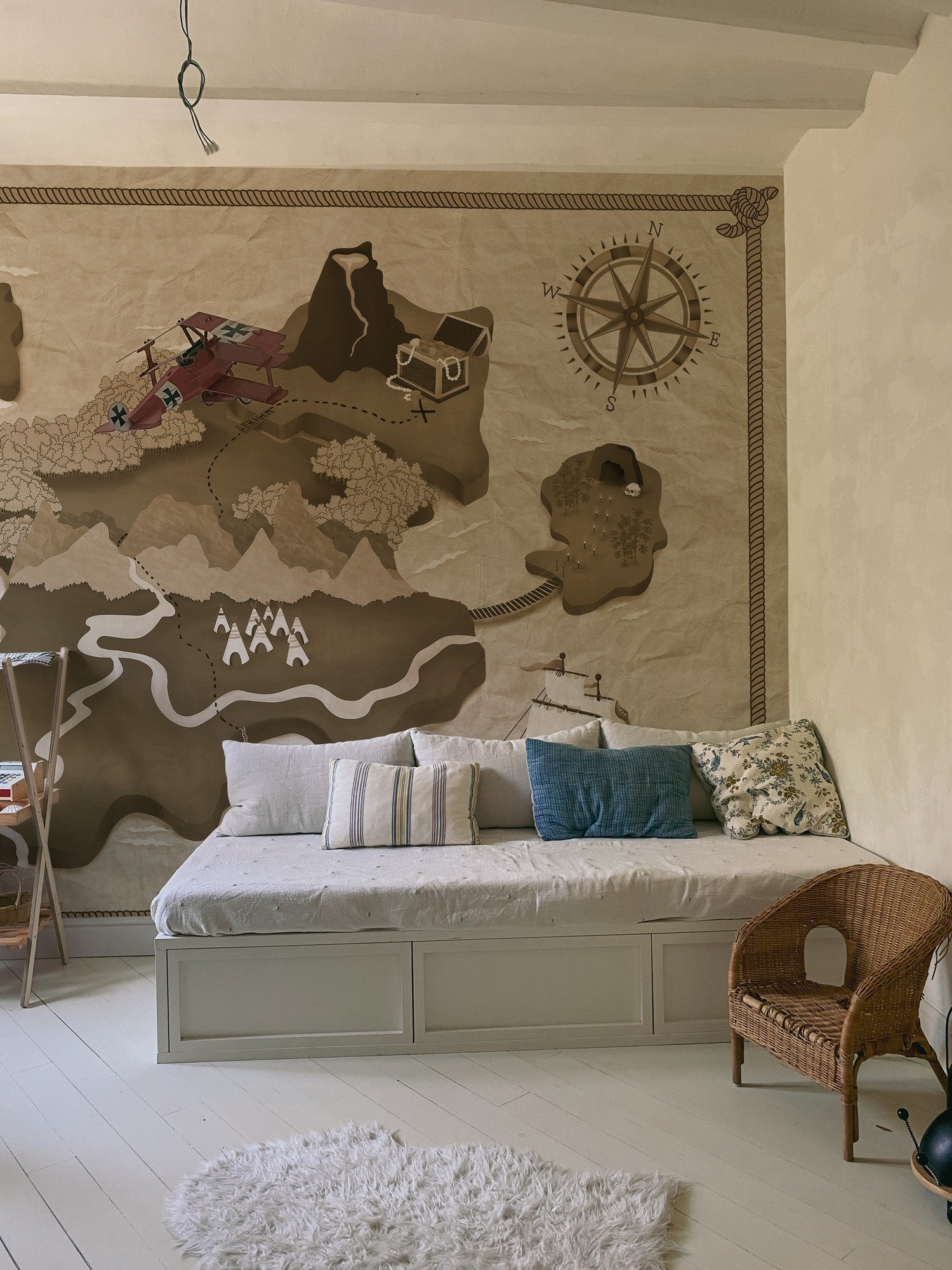 9700072 Treasure Map Papyrus Random Kids Mural by Coordonné