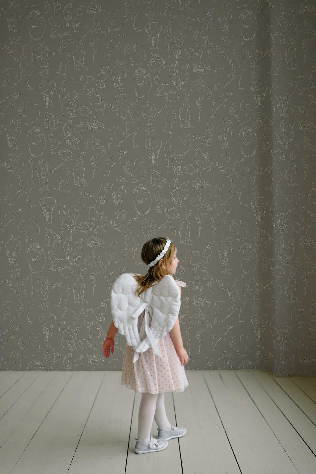 9700183 Zoology Stone Random Kids Wallpaper by Coordonné