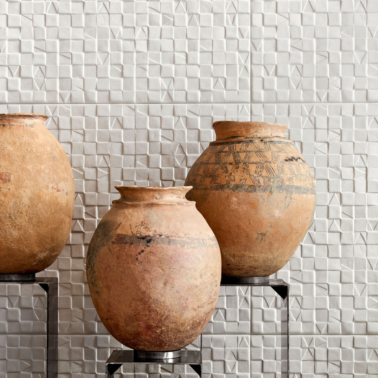 97031 Adobe Babylon Ecru Wallpaper By Arte