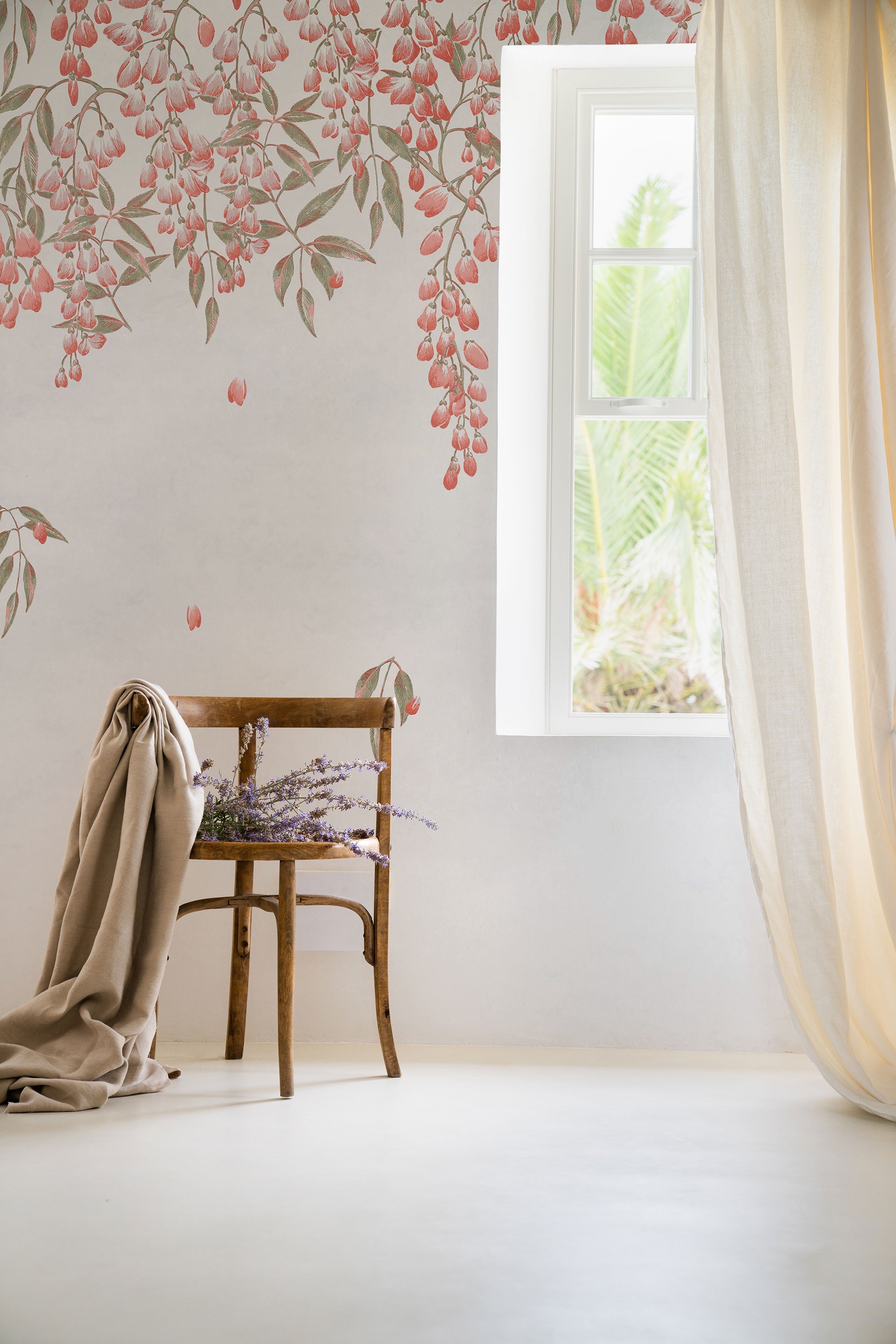 Manuela Carmesí Random Chinoiseries II Mural by Coordonné (400x280cm)