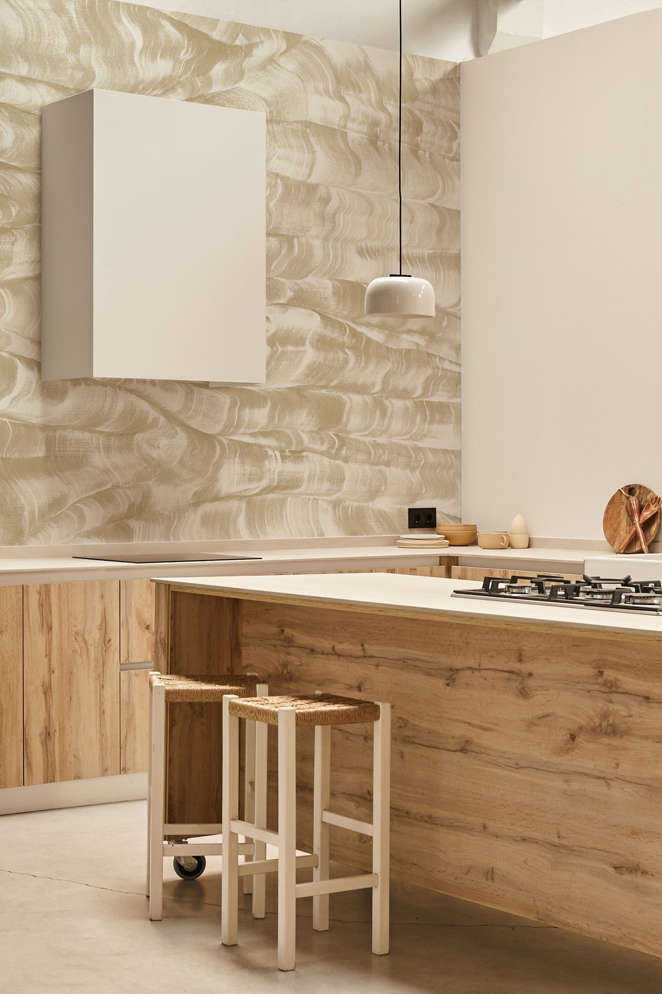 A00332 Sand Waves Swan/Gold Linen Aracne Mural by Coordonné