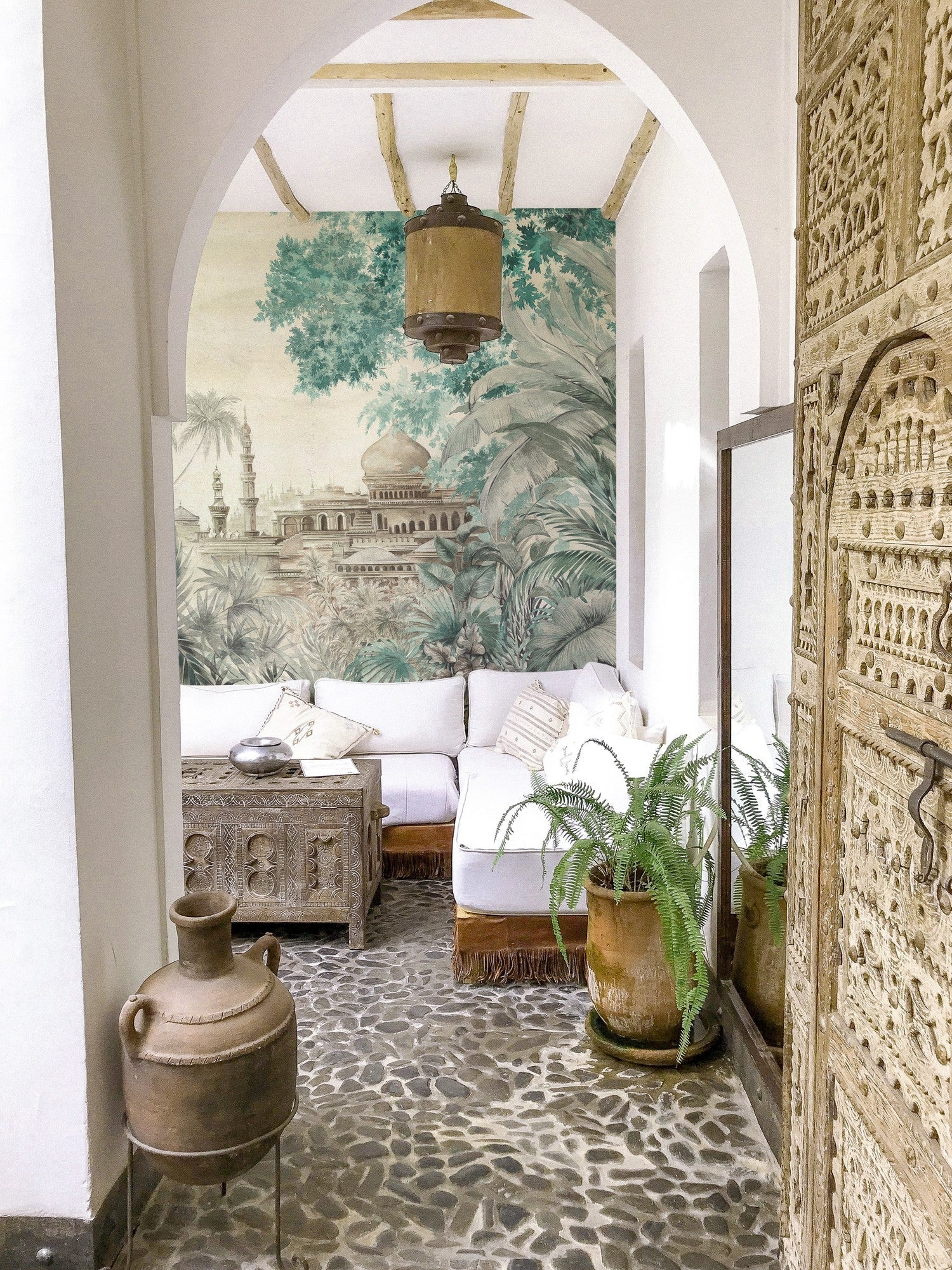 A00333 Taj Mahal Spring Linen Aracne Mural by Coordonné