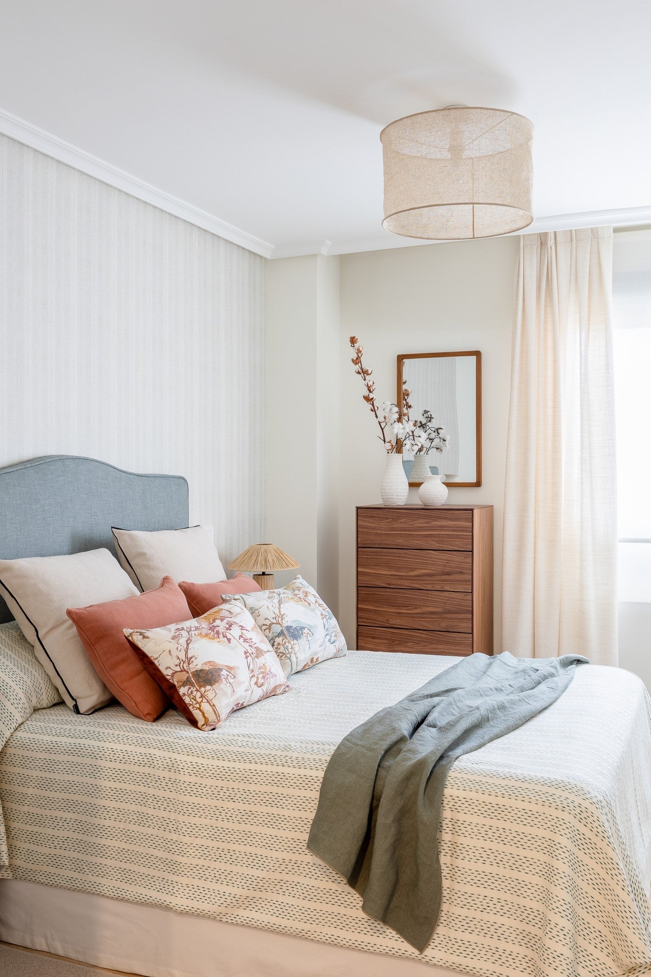 A00506 Costura Rice Beige Olivar Wallpaper by Coordonné