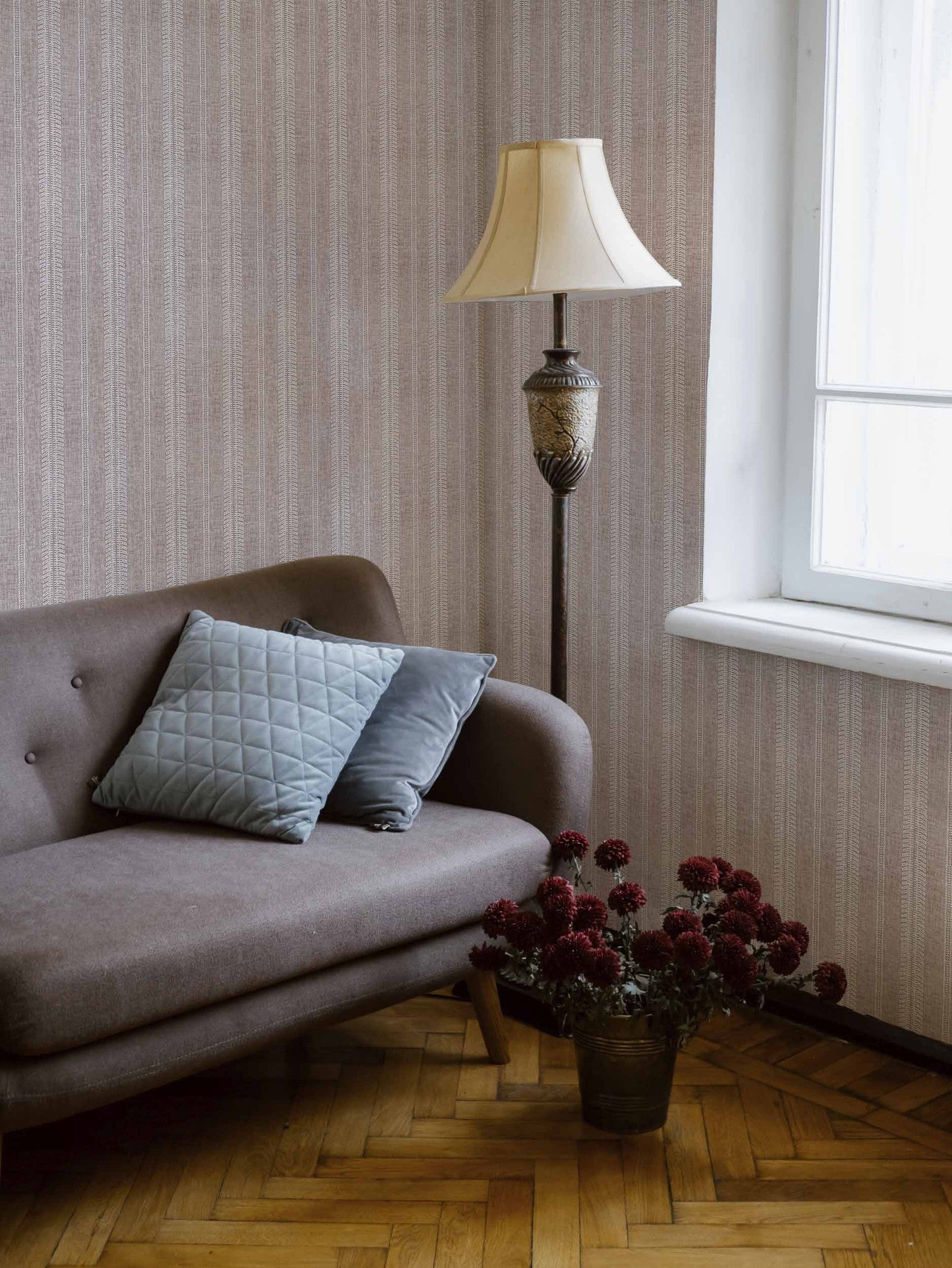 A00508 Costura Cava Pink Olivar Wallpaper by Coordonné