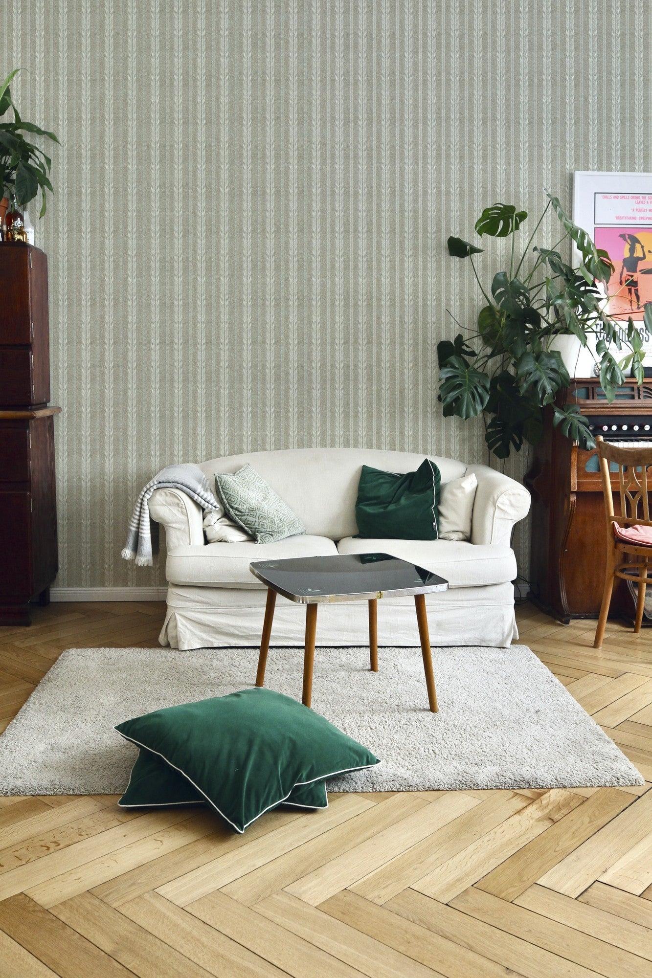 A00511 Costura Wild Green Olivar Wallpaper by Coordonné