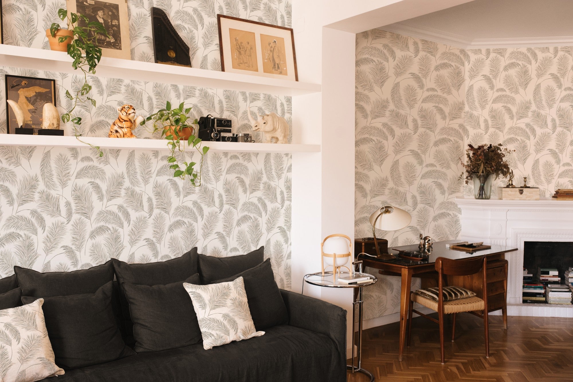 A00522 Plumero Alabaster Olivar Wallpaper by Coordonné