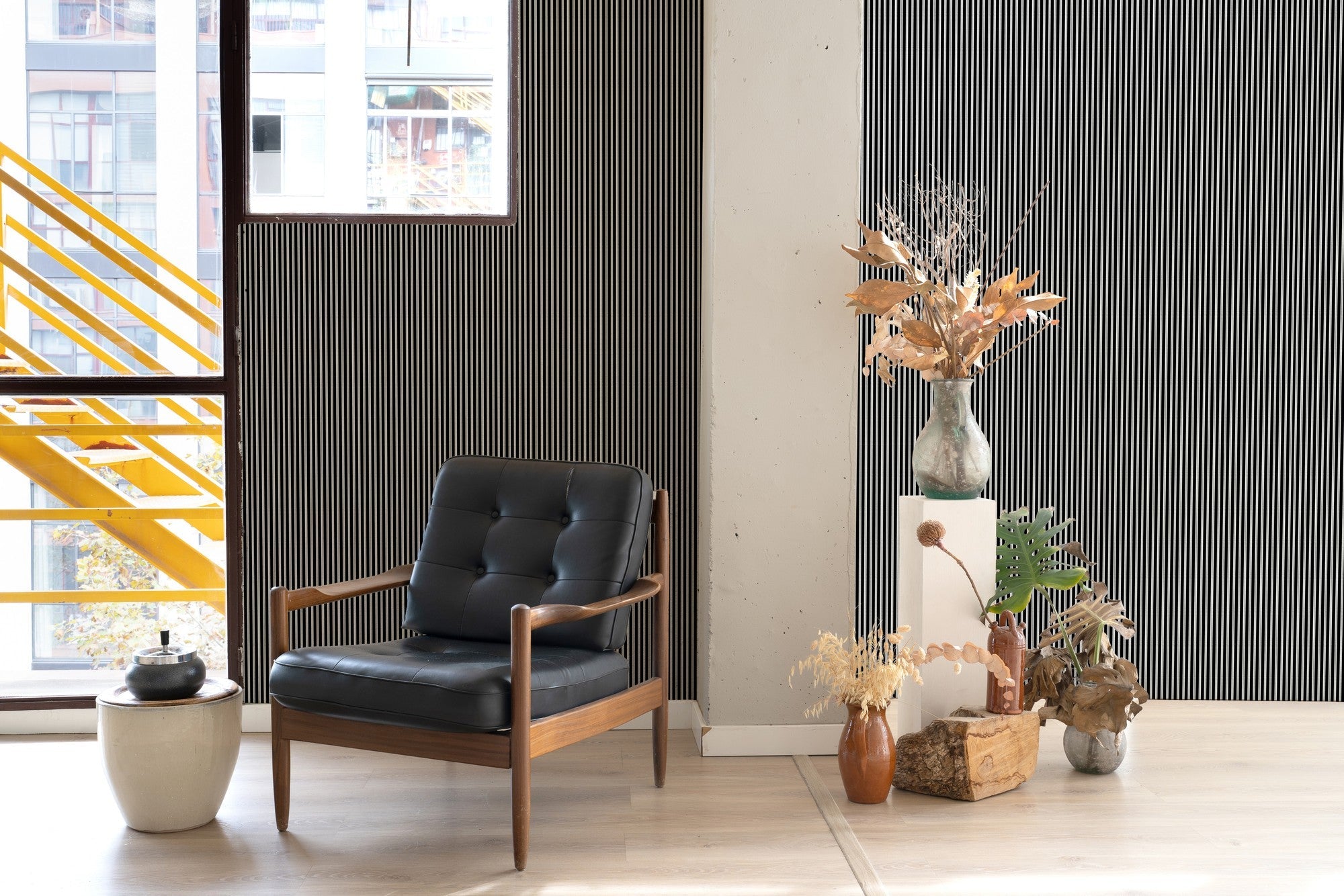 A00715 Stripe 0,7 Tinta Stripes & Checks Wallpaper by Coordonné