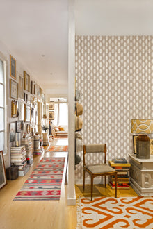 A00828 Llengües Cream Ikart Wallpaper by Coordonné