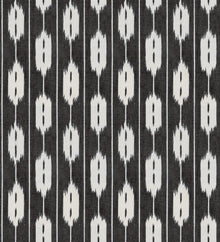 A00829 Llengües Black Ikart Wallpaper by Coordonné