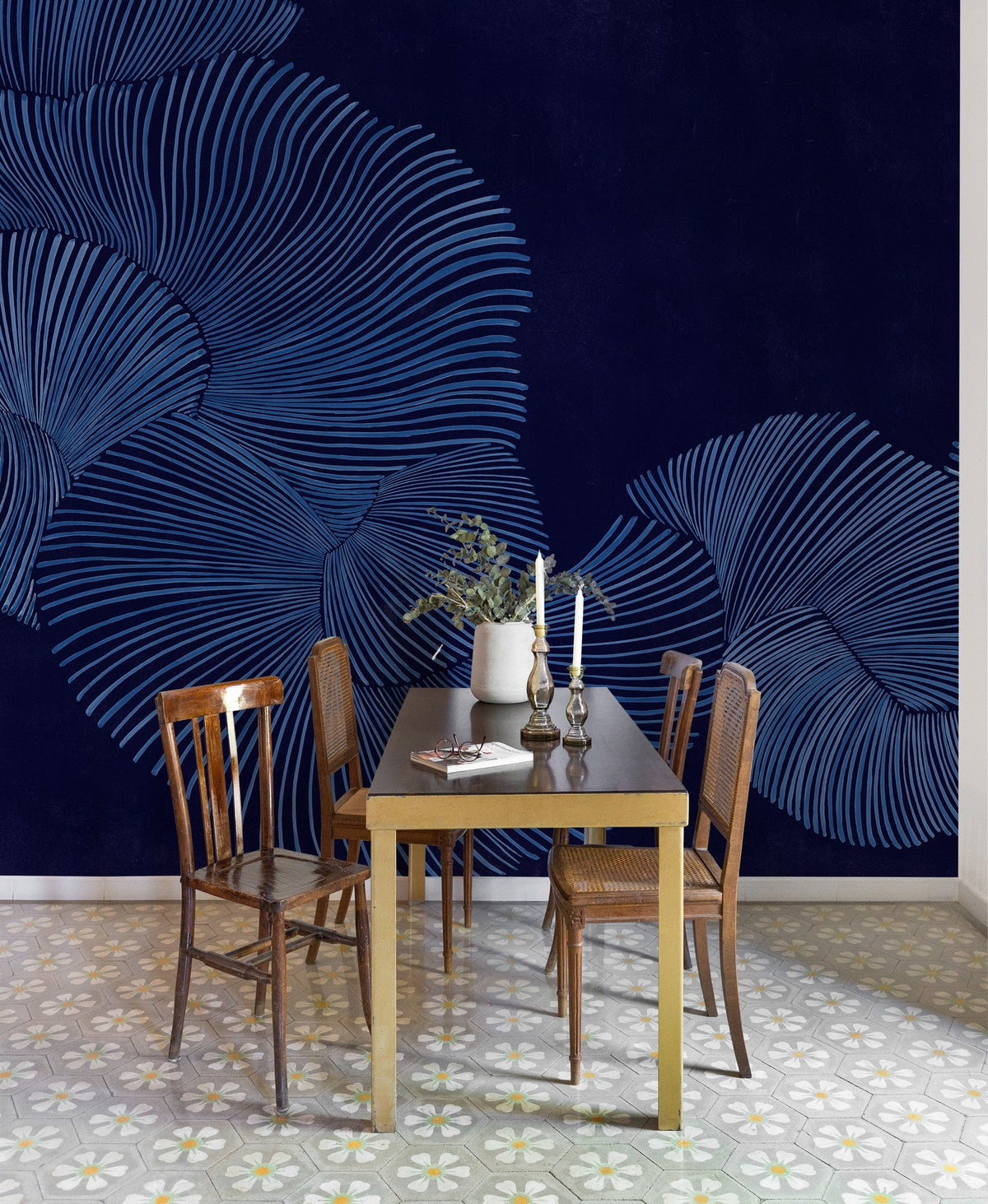 A00945 Diving moment Indigo Central Saint Martins Rest Time Mural by Coordonné (400x280cm)