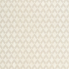 AT79109 Cashiers Small Scale Wallpaper By Anna French