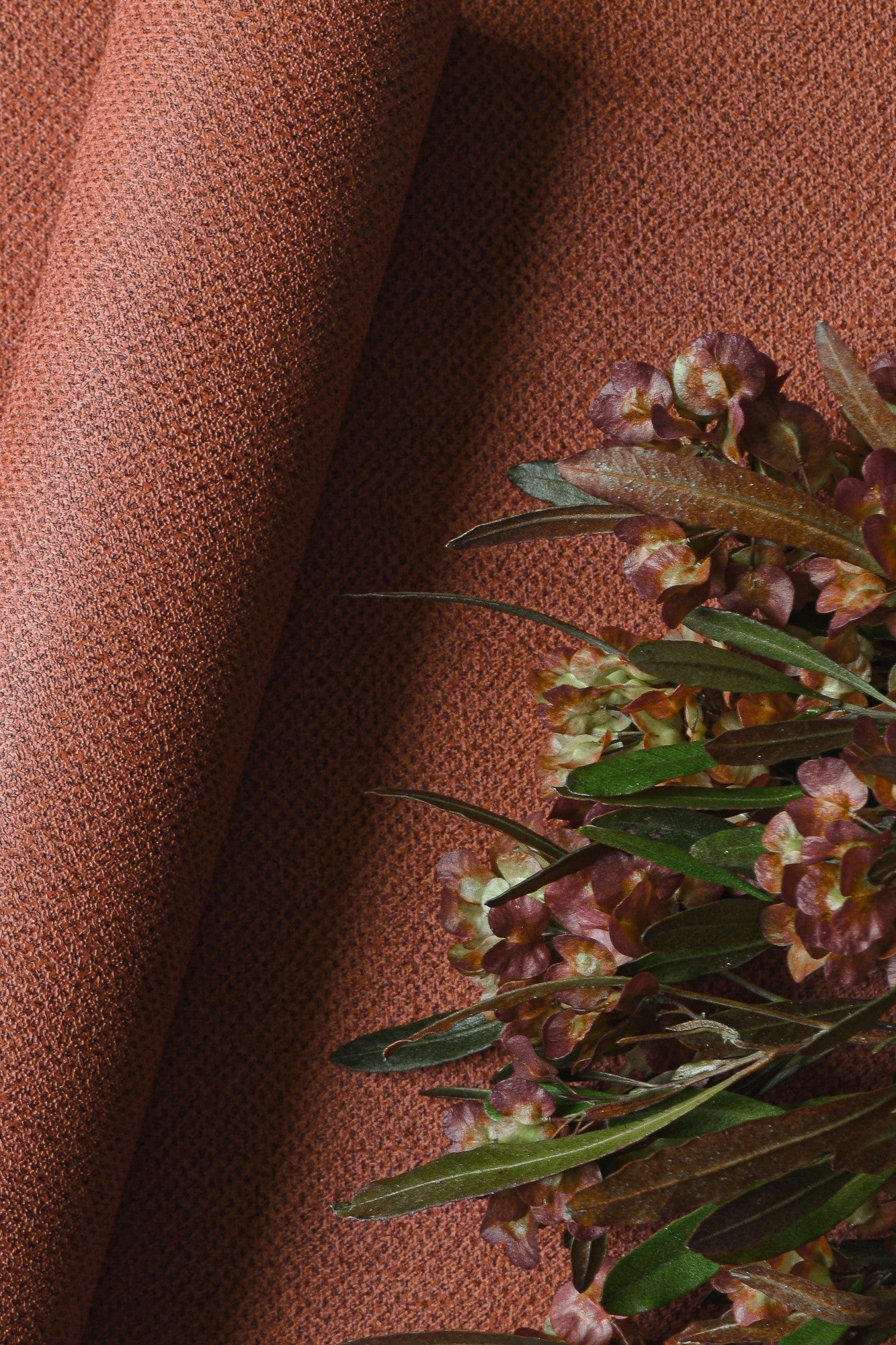 B00020 Serpent Single Corail Palette Wallpaper by Coordonné